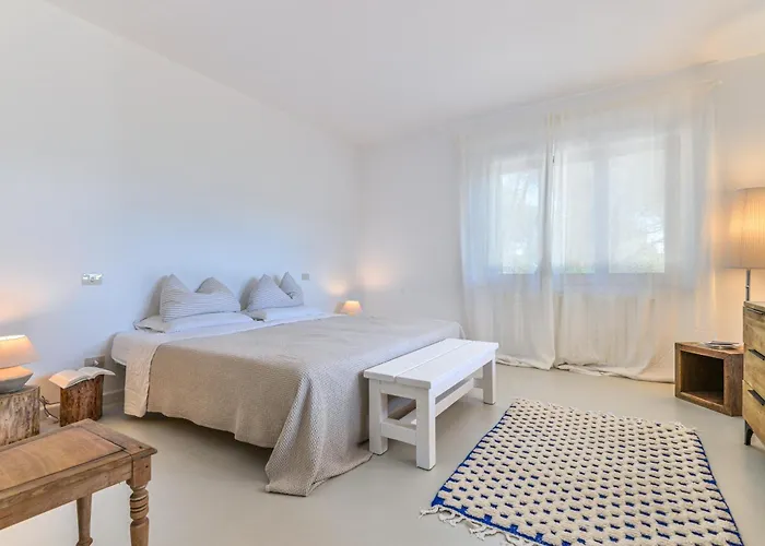 Locus Solus Elba Villa *