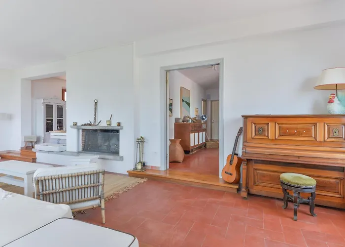 Locus Solus Elba Villa *